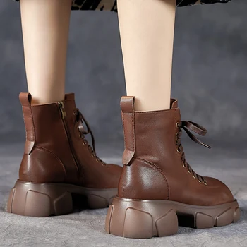 GKTINOO kadın yarım çizmeler Yüksek Kaliteli Retro Hakiki deri ayakkabı Kadınlar İçin 2022 Yeni kısa Çizmeler Kare Topuk platform ayakkabılar