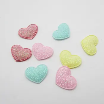 80 adet / grup 2.5 * 2cm Glitter Fruktoz Renk Kalp Keçe Kumaş Yama DIY Bez Aplikler Zanaat Düğün Dekorasyon Aksesuarları