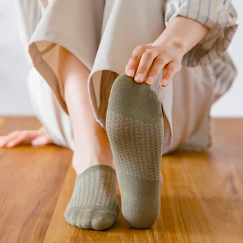 5 Pairs Kadın Çorap Bahar Yaz Mujer Silikon kaymaz Chaussette Kadın Pamuk Nefes Görünmez Tekne Çorap Calcetines