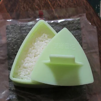 2022 Sıcak Üçgen Suşi Maker Kalıp Suşi Seti Japon Mutfak Bento Aksesuarları DIY Suşi Kalıp Onigiri Pirinç Topu Gıda Basın