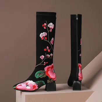 Phoentin kadın ayakkabısı Sonbahar 2021 Çizmeler Çiçek İşlemeli kadife ayakkabı Kadın Orta Topuklu Geri Fermuar Kapatma Ayakkabı FT1721
